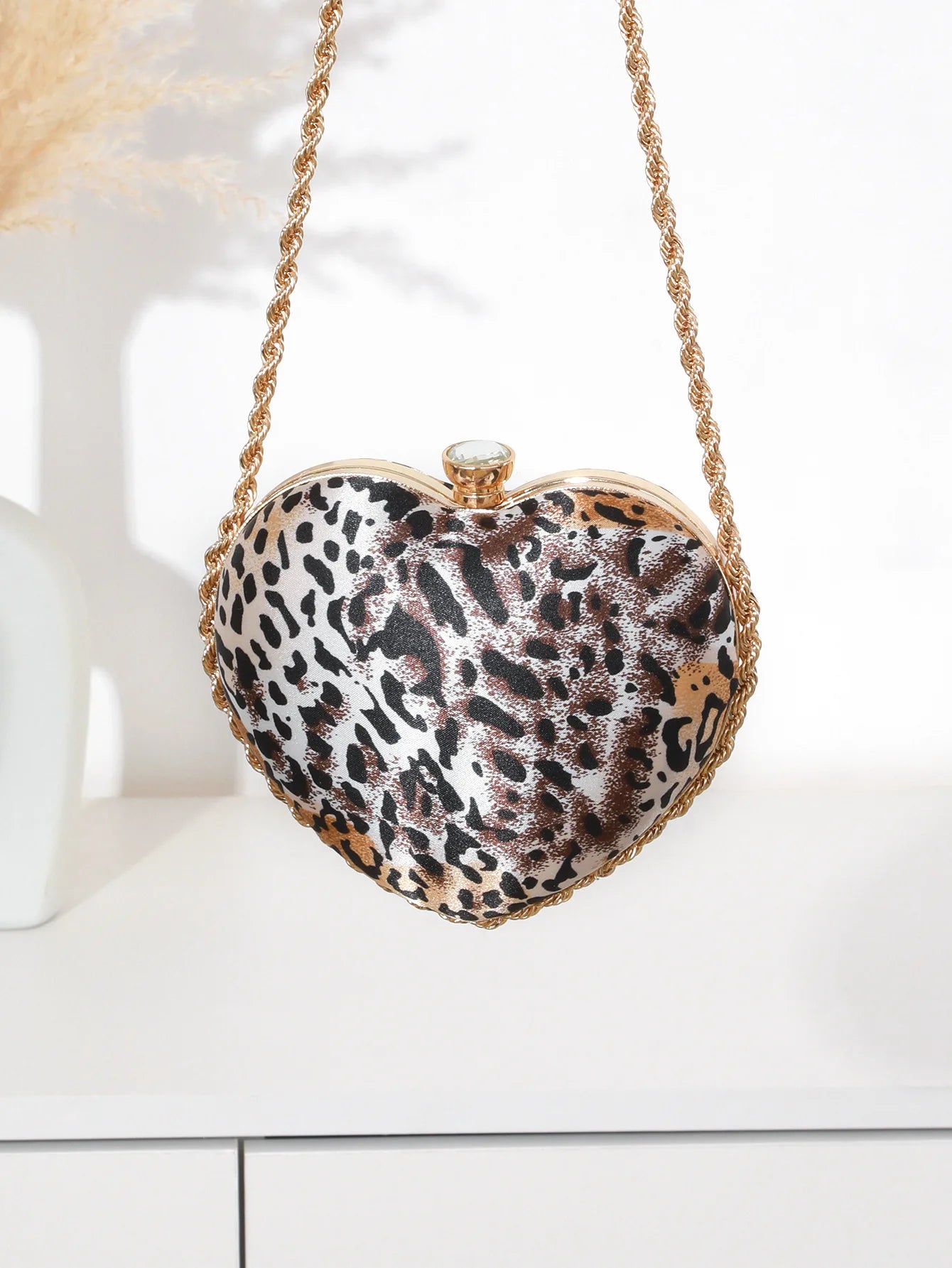 ashion Printing Women Shoulder Bag Chains female Crossbody Bag Small Kiss Lock ladies Handbag and purse Leopard print phone bag