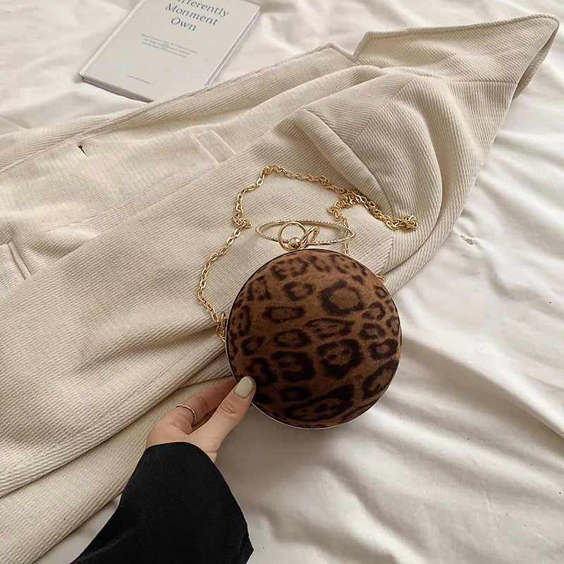 Women Leopard Print Round Evening Bag with Chain Clutch Bag Metal Ring Handle with Diamond Shoulder Bag Ladies Banquet Handbag