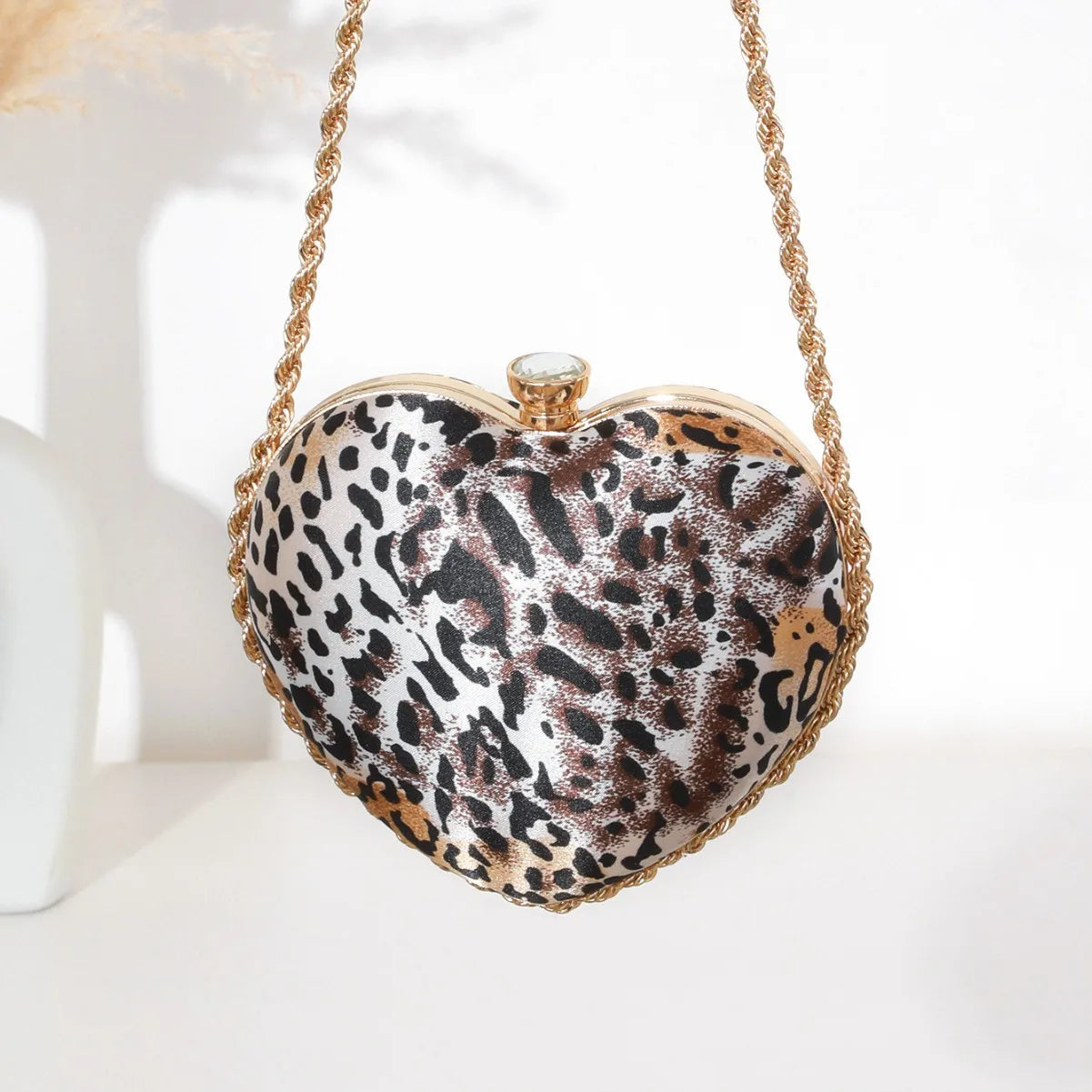 ashion Printing Women Shoulder Bag Chains female Crossbody Bag Small Kiss Lock ladies Handbag and purse Leopard print phone bag